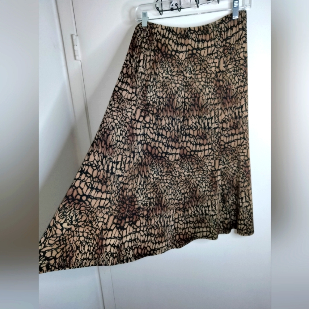 Chico's Travelers (Size 1/M/8) Multicolor Print Stretchy NonWrinkle Pullon Skirt